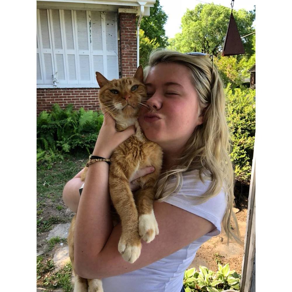 Meet your Posher, Taylor